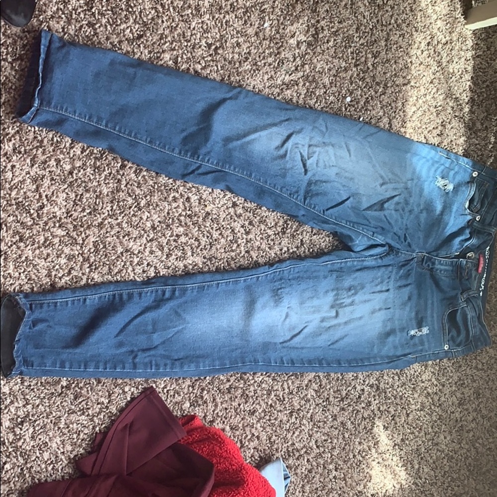 Jeans - Picture 2 of 3